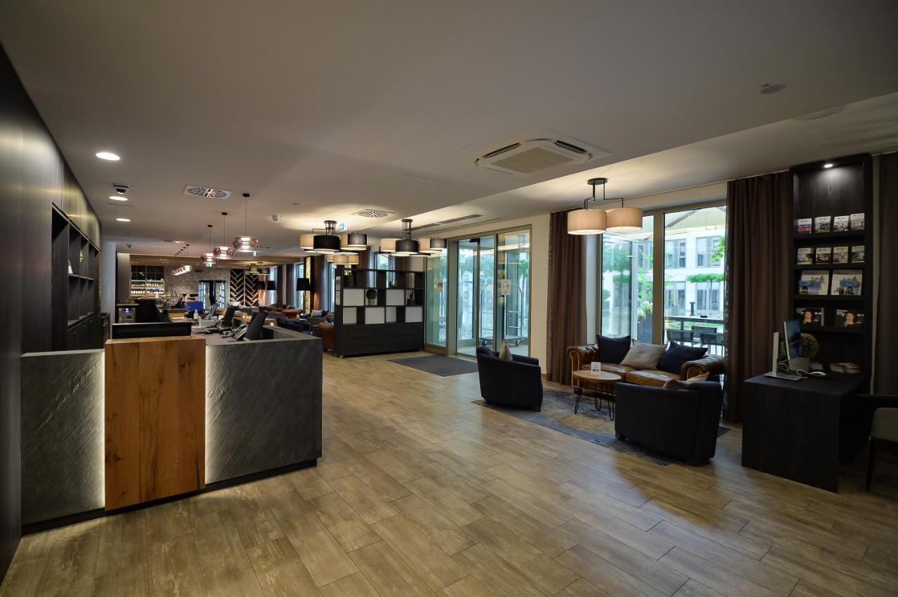 Western Hotel 3*